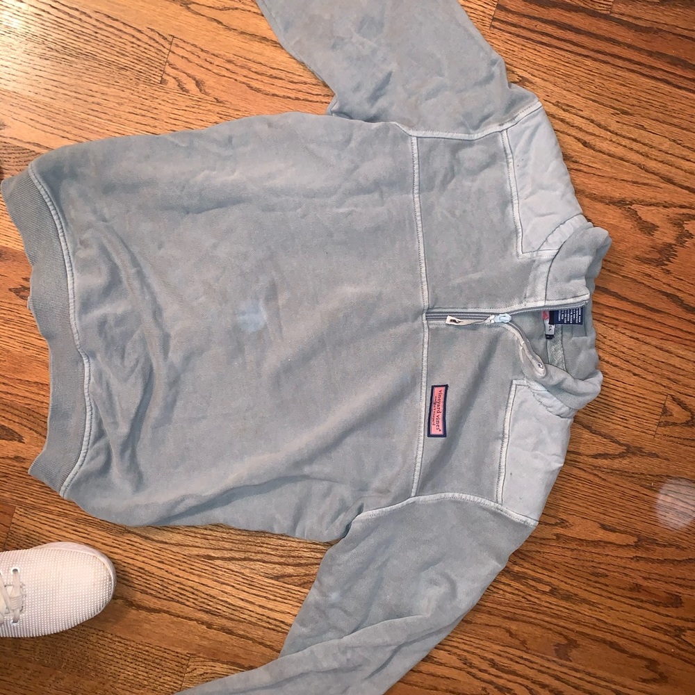 Vineyard vines sweater